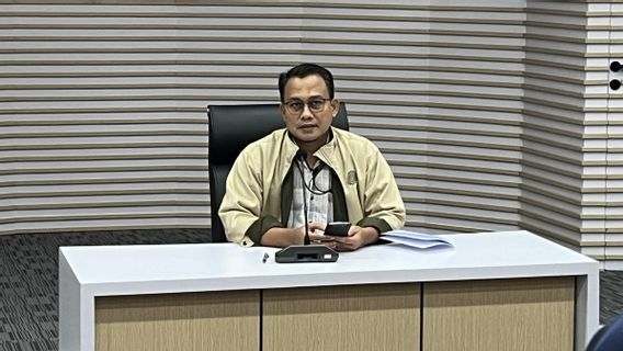 KPKは摂政シドアルジョを呼び、明日出席を確認し、事件を説明する