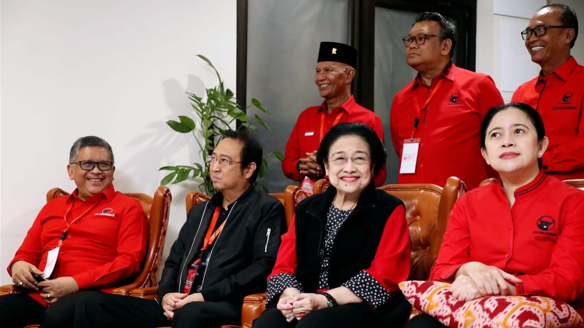 Megawati Semringah Dengarkan Lagu 'Ganjar Siji, Ganjar Kabeh'