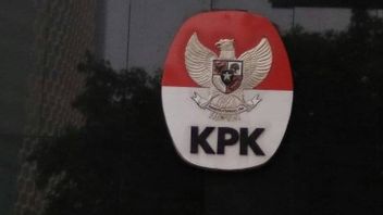 KPK, 페칼론 라피크 부국장의 공급과 관련된 OTT를 말한다.