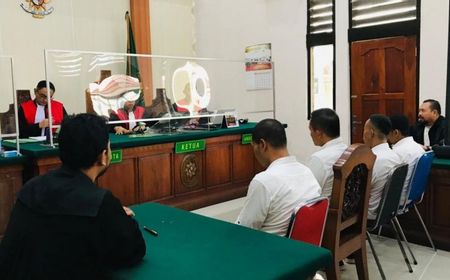 4 Terdakwa Penyerangan Kantor Satpol PP Denpasar Divonis Penjara 2 Tahun