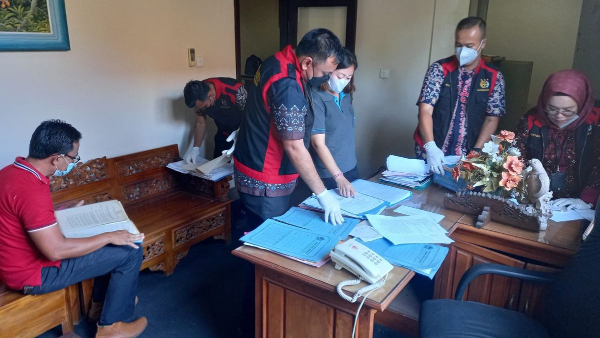 Bali Prosecutor's Office Searches Sangeh Traditional Village LPD Regarding Cases Of Alleged Corruption Of IDR 130 Billion