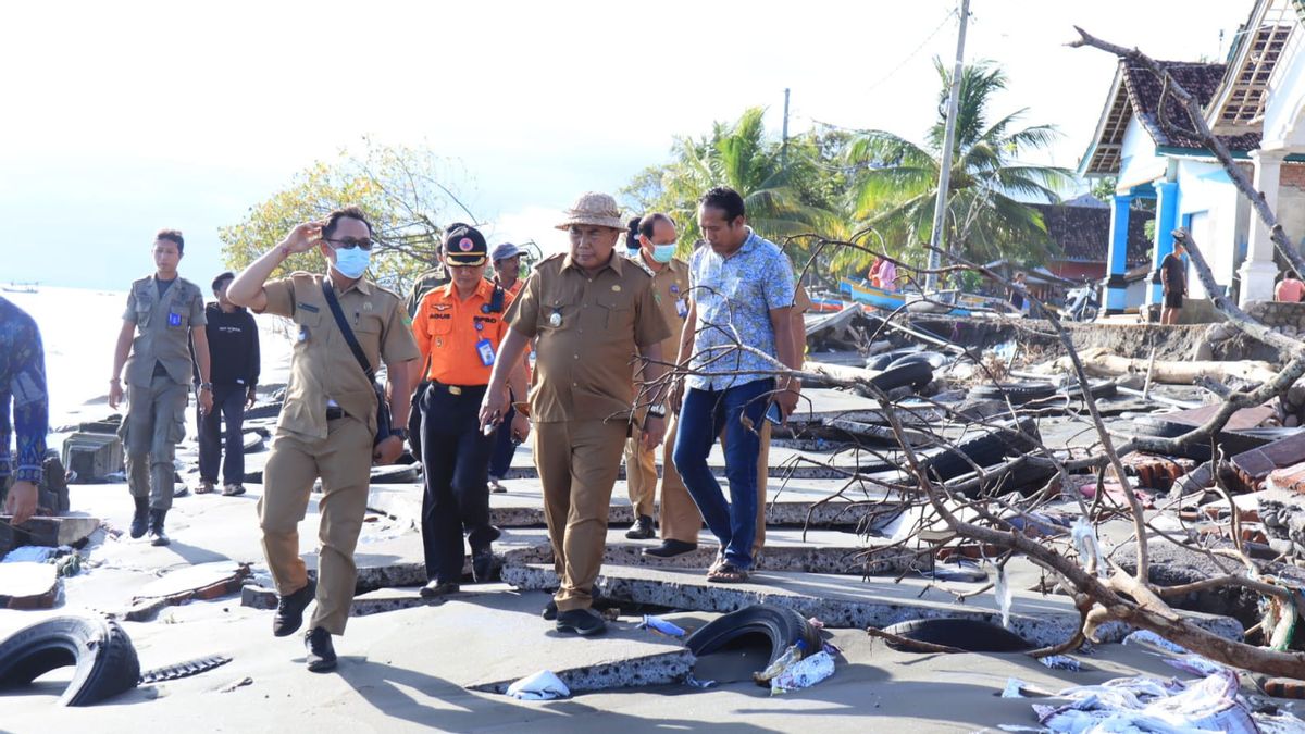 Abrasi Di Pesisir Pembuan Jembrana Rusak 70 Rumah