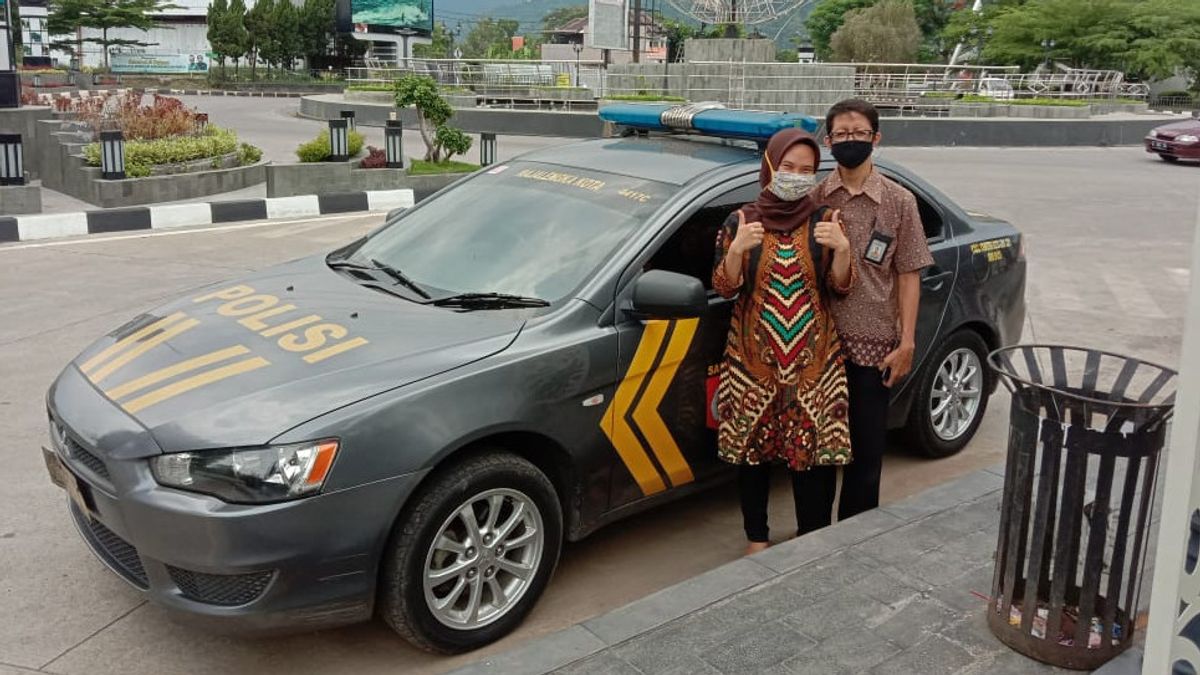 Puaskan Ibu Hamil Naik Mobil Patroli, Kapolsek Majalengka: Kalau Enggak Anaknya Ngiler