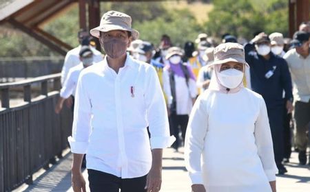 Bersama Ibu Iriana, Presiden Jokowi Tinjau Hunian Wisata Labuan Bajo di NTT