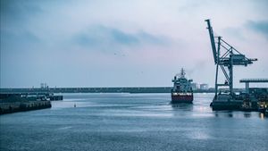 Iran Bakal Hadang Ekspor Minyak Timur Tengah ke AS-Israel