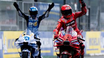 Austrian MotoGP FP1 2025: Marquez Unggungli Bagnaia