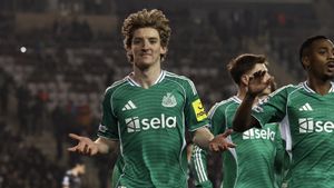 Anthony Gordon Cetak Empat Gol, Newcastle Selangkah Lagi ke 16 Besar Liga Champions