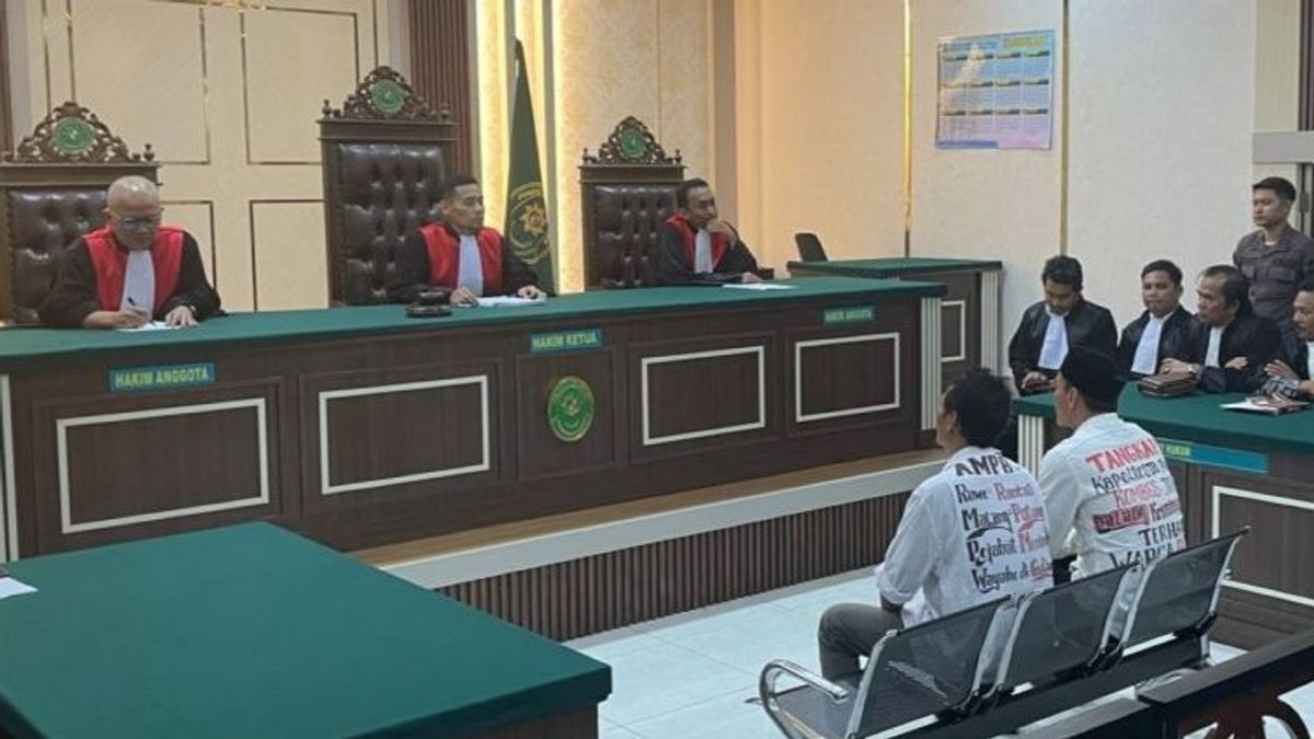 Botok 和 Teguh 罪犯活动分子被判有罪，立即被释放