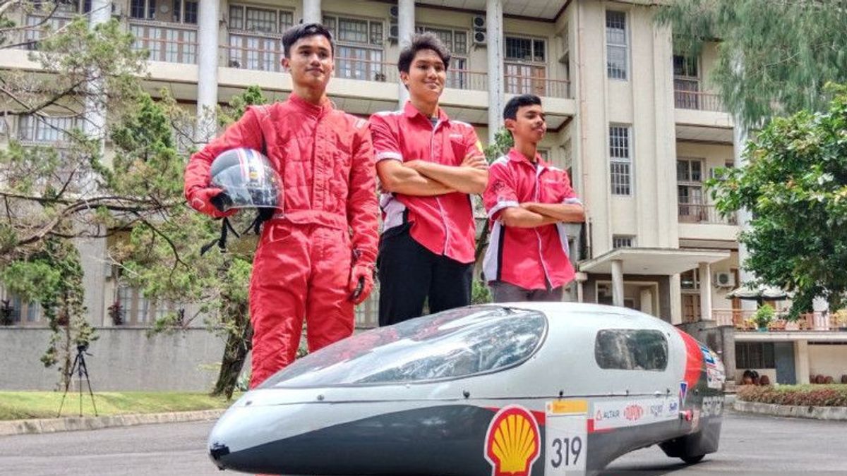 Tim UGM Klaim Ciptakan Mobil Listrik Teririt Di Asia, Berbobot 27 Kg Dengan Designkan Kenu Hiu