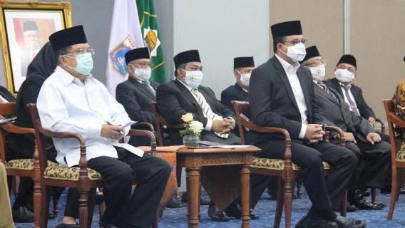 Anies يعطي المساعدة إلى أماكن العبادة ، ويسمى البرنامج BOTI