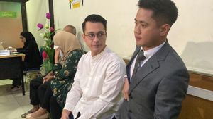 Eza Gionino Emosional Akhirnya Bertemu Anak Setelah Sebulan Berpisah
