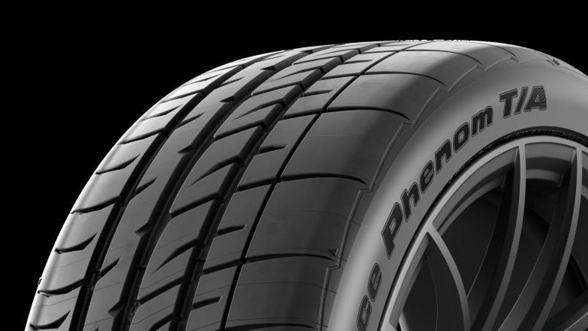 L'importance des pneus de voiture dans un condition éclaircissant, dit Michelin