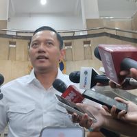 Tekan Biaya Logistik, Pengembangan Kereta Api di Sumatera hingga Sulawesi Dipercepat