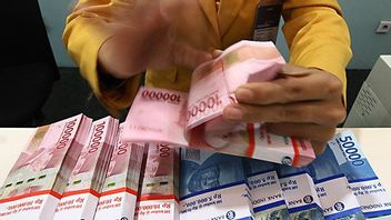収益は44.43%増加し、富士金融の純利益は63億5000万ルピアに急増した。