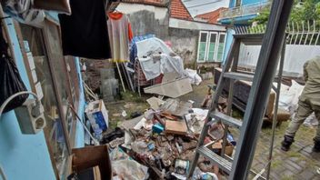 Angin Kencang di Wonocolo Surabaya Rubuhkan Rumah Warga, Wawalkot Armuji Langsung Usulkan Rehabilitasi
