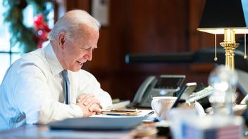 Presiden Joe Biden Tandatangani Perintah Eksekutif Larangan Berinvestasi di Perusahaan China