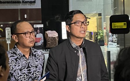 Usai Diperiksa KPK 7 Jam, Febri Diansyah: Tidak Ada Pertanyaan Soal Perusakan Dokumen!