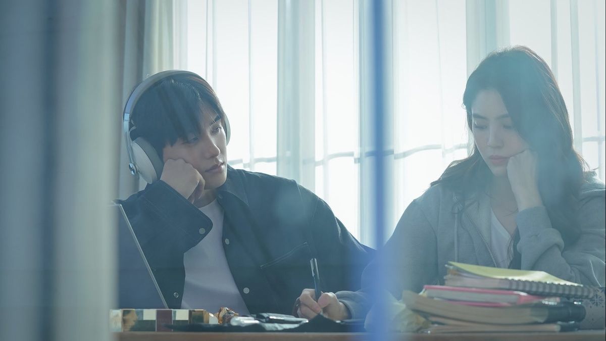 朴亨植和韩秀熙的最新剧情片《原声带#1》将于2022年3月上映