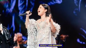 沙布丽娜·莱诺尔(Shabrina Leanor)被选为2025年印尼偶像冠军