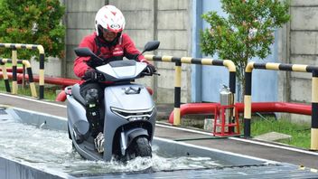 2400 万印尼盾的折扣，本田 CUV e 电动摩托车的价格大幅下降