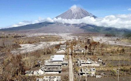 Debit Banjir Lahar Dingin Gunung Semeru Meningkat