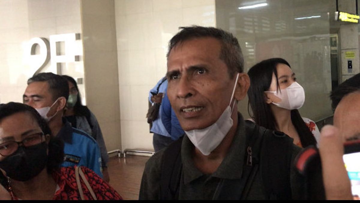 والد العميد J يعترف بأنه مستعد عقليا لمواجهة محاكمة الغد في PN Jaksel