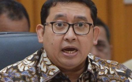 Mengamati Kasus yang Menimpa Rizieq Shihab dan Munarman di Tengah PPKM, Ini Kata Fadli Zon