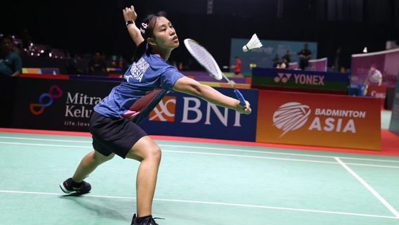 Mutiara Ayu Trying To Keep Her Focus From The Beginning In The Indonesia International Challenge 2024 Final