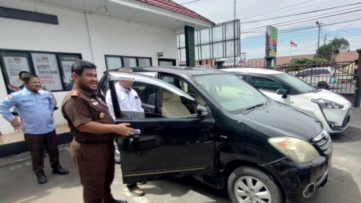 مطالبة SPPD Money ، الرئيس السابق ل Rejang Lebong DPRD "Tahan" 2 سيارة خدمة