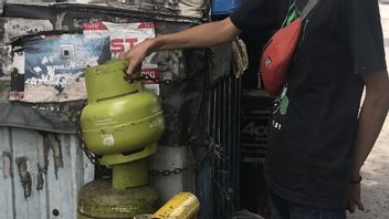 小商贩抱怨政府禁止在瓦隆斯出售3公斤煤气罐
