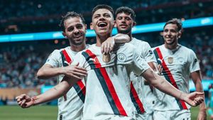 Claudio Echeverri Absen Latihan Jelang Laga Lawan Juventus