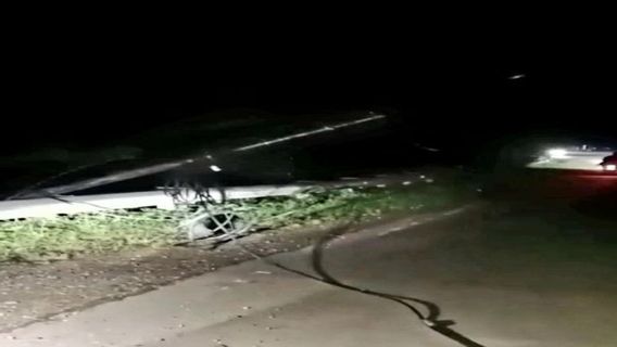 Tiang Telkom di Pesisir Gorontalo Utara roboh Akibat Gempa Pohuwato