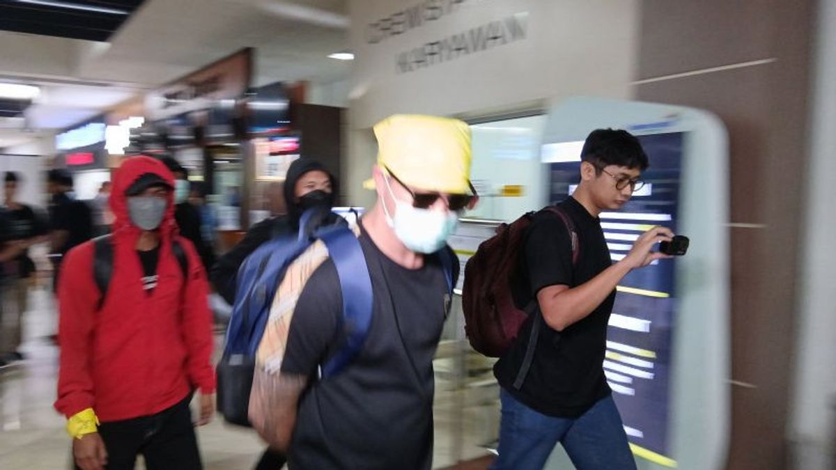 Kemlu Catat 6.800 WN Indonesia Terlibat Kasus Penipuan Online