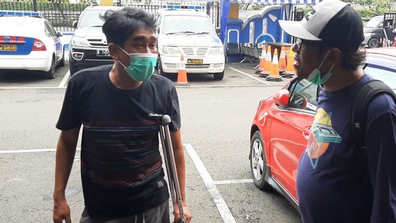 Jadi Korban Tabrak Lari di Fly Over Kuningan, Jurnalis Radio Alami Luka di Wajah dan Tangan