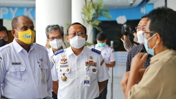 Tinjau Pelabuhan Merak, Kemenhub dan Komisi V DPR Pastikan Kenyamanan Sarana Transportasi Bagi Penumpang