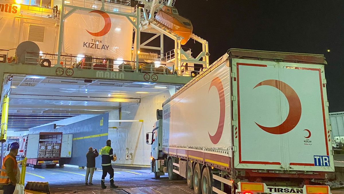 Red Crescent Sends 3,000 Tons Of Humanitarian Aid To Gaza To Support Ramadan