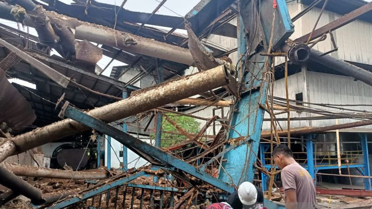 PT Sinar Bengkulu Selatan のシチューマシンの爆発により2人が死亡