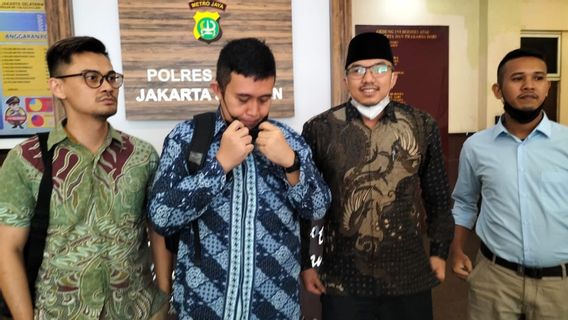 Diduga Gelapkan Ijazah, Kantor Hukum di Jaksel Dilaporkan Mantan Karyawannya