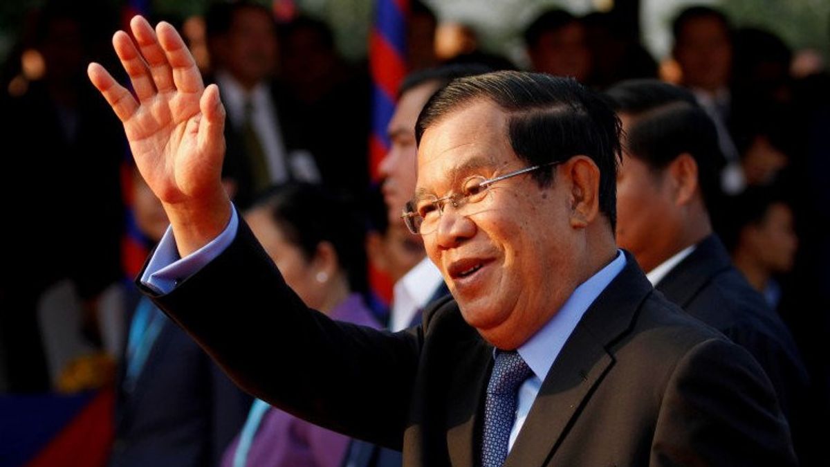 Cambodian Prime Minister Hun Sen Takes A Different Approach To Solve Myanmar Crisis