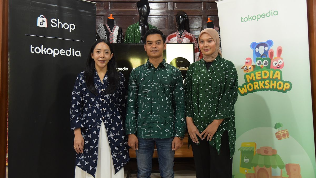 توكوبيديا و ShopTokopedia تشجع على تقدم صناعة الباتيك في العصر الرقمي