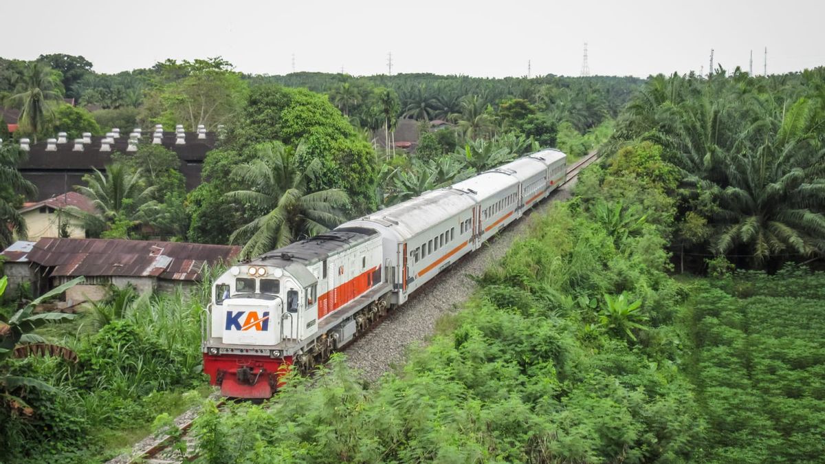Pergerakan Pelanggan Kereta Api Tetap Tinggi Pasca Natal, KAI Jaga Mobilitas Hingga Tahun Baru