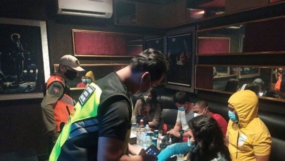 Minta Izin Beroperasi ke Pemprov DKI, Puluhan Tempat Karaoke Belum Lolos Seleksi Protokol Kesehatan