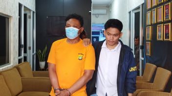 ak chauffeur JakLingko Tanah Abang admet que la police d’Intellectuel a été licencié