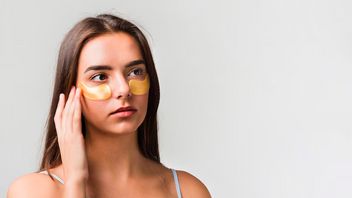 Benarkah Masker Mata Bisa Hilangkan Kerutan? Ini Kata Ahli Kulit