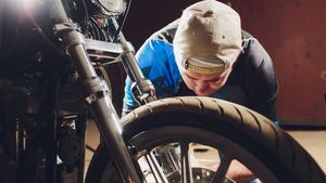 Jangan Sampai Salah! Begini Cara Baca Ukuran Ban Motor Untuk Pemula