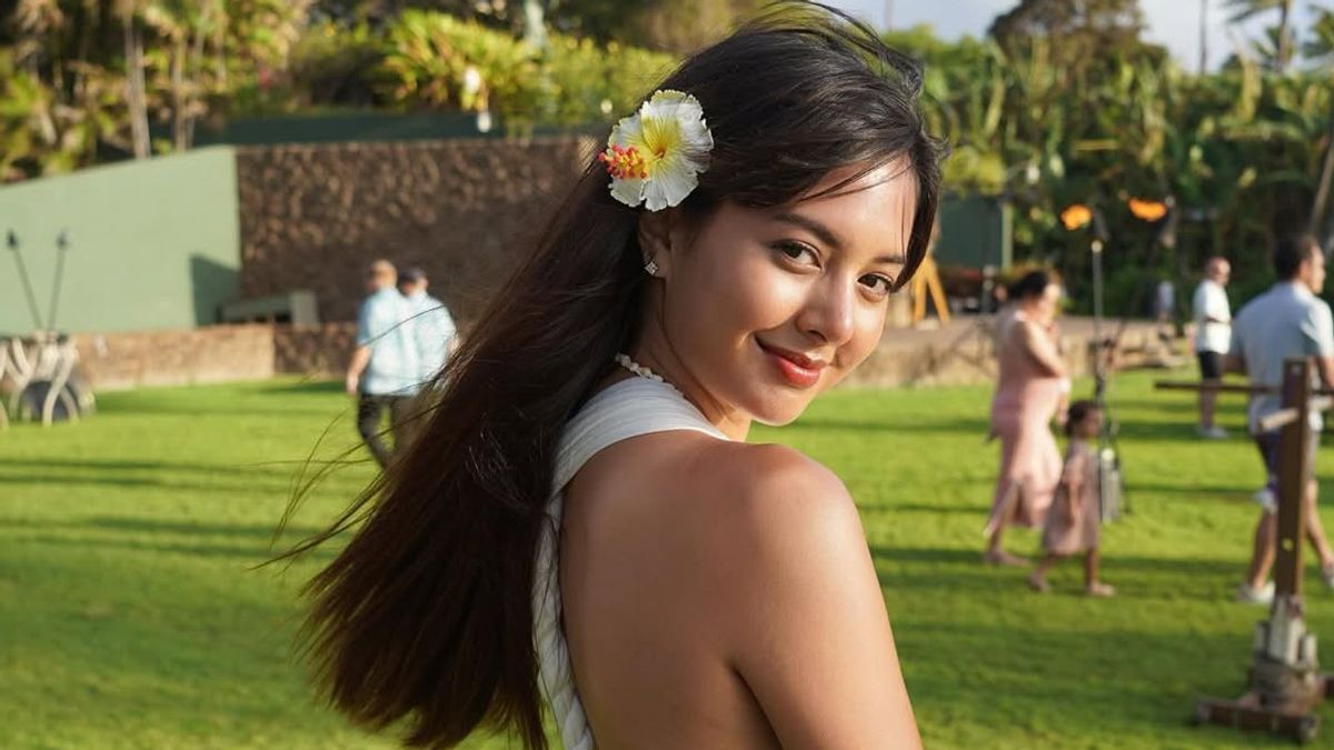 Aurelie Moeremans Officially Brings 'Broken Strings' to the Big Screen