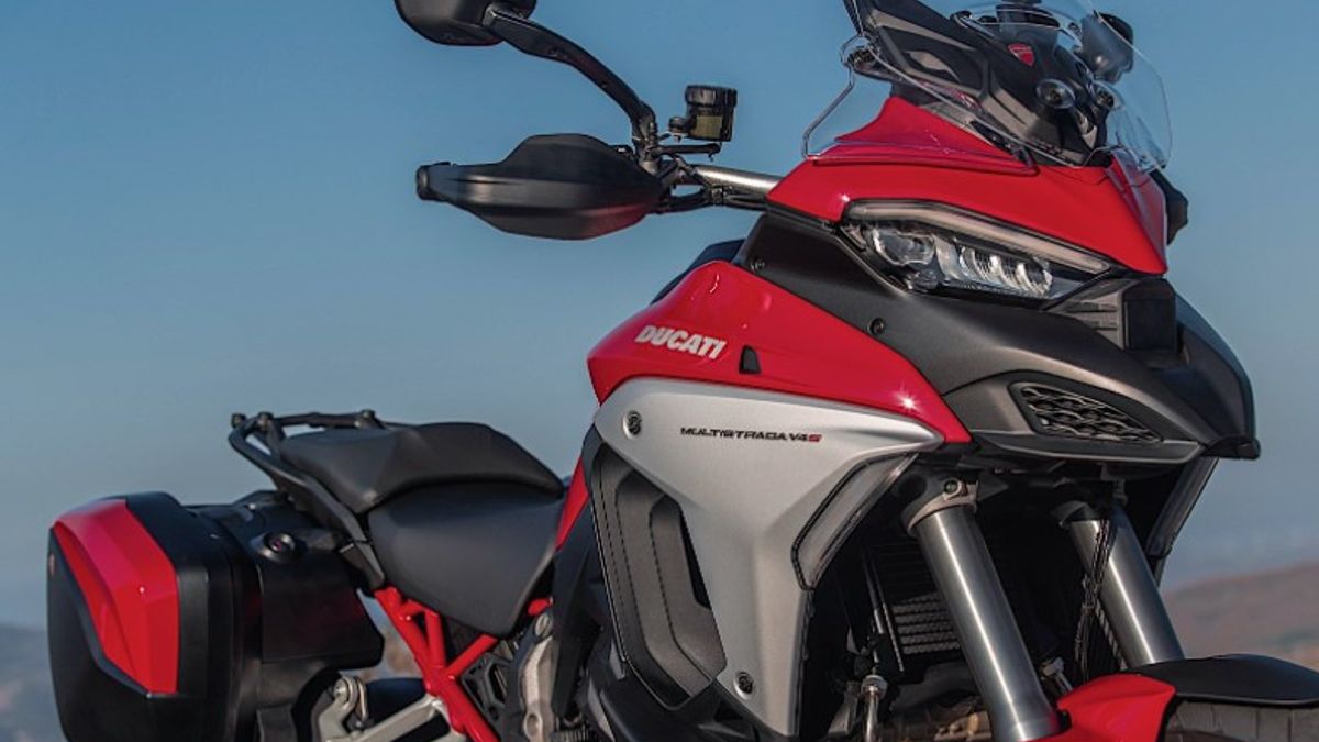 Large CC Ducati Multistrada V4 Motorcycles Now Can Use Radar Technology, But Only In The United States