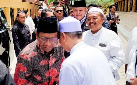 Mahfud MD Minta Kiai Sadarkan Publik: Tak Berkah Indonesia Jika Pemilunya Tak Baik