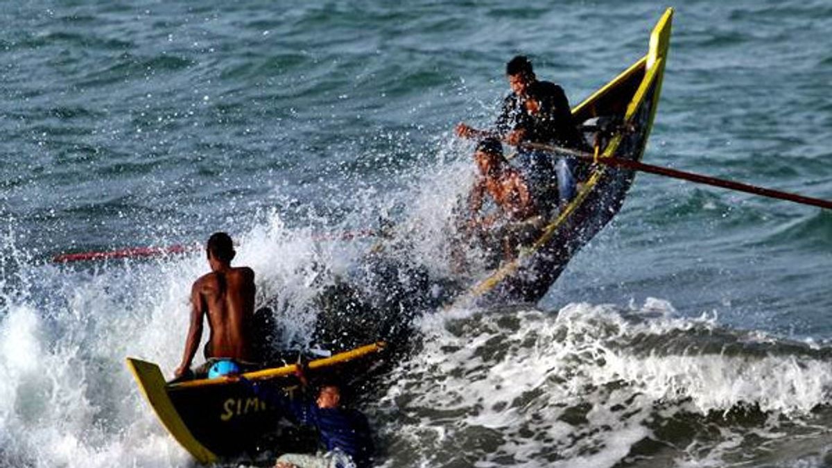 Cuaca Sedang Ekstrem, DKP Wanti-wanti Nelayan Tidak Nekat Melaut ke Perbatasan Malaysia