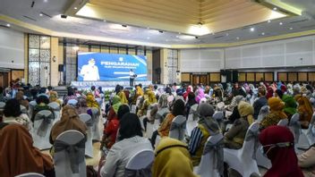 Kumpulkan Camat-Lurah, Wali Kota Surabaya Eri Cahyadi Ungkap Penyamarannya Saat Sidak hingga Dimarahi Staf Kelurahan